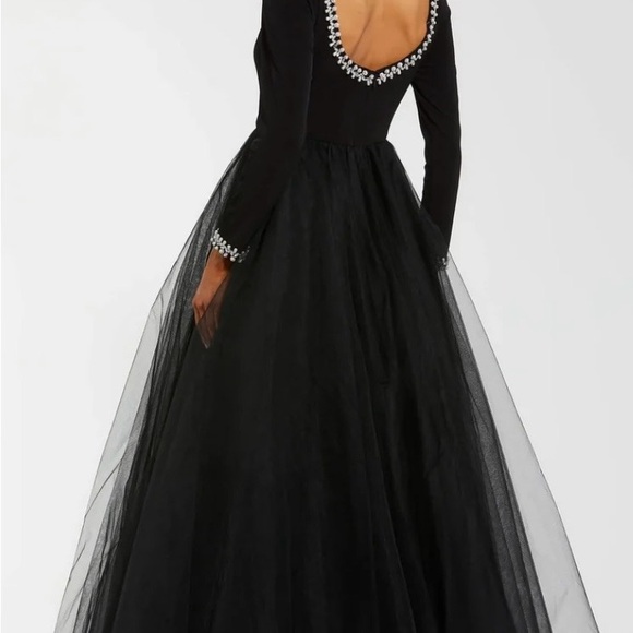 Mac Duggal Elegant Black Long Sleeve Dress with Pearl Accents - Picture 2 of 7